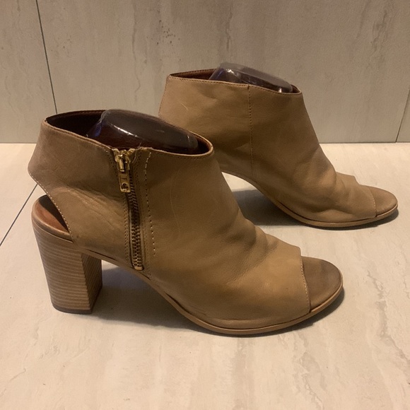 Betty Barclay Women's Tan Open Toe Heeled Ankle Boots Size 9 - Picture 2 of 12